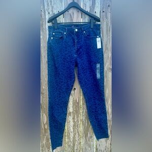 NWT • GAP • LEOPARD PRINT HIGH RISE LEGGING SKIMMER JEANS • SIZE 10 • SIZE 30